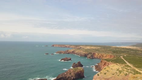 Drone-Volando-A-Lo-Largo-De-La-Costa-En-Portugal---Algarve-6