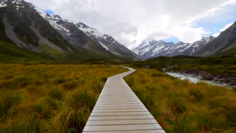 hiking path looking at mount cook new zealand