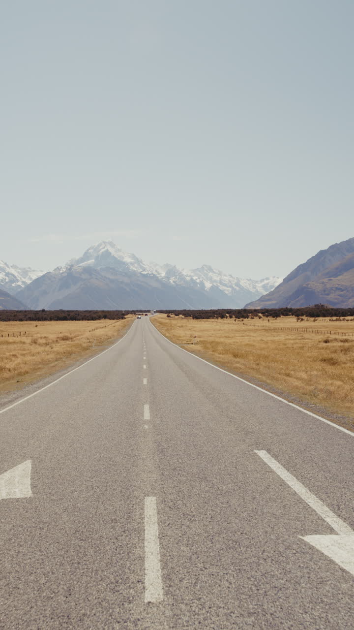 A Scenic Road Trip through the New Zealand Alps