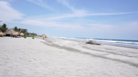 Empty-white-sands-beach-and-ocean