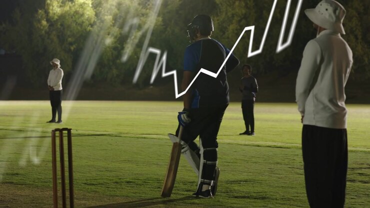 Lanciatore che corre e lancia la palla a un battitore alla linea di battuta, con una sovrapposizione di barre a zigzag che mostrano dati di cricket in primo piano.