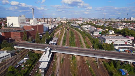 Puente-Estación-Tren-Vías-Del-Ferrocarril-Suburbano