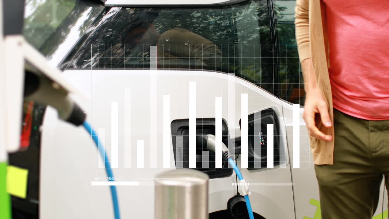 그의 차가 충전하는 동안 기다리는 사람의 중간 섹션에 대한 통계 데이터 처리 애니메이션