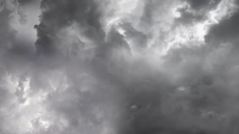 fondo de tormenta en el cielo de nubes oscuras