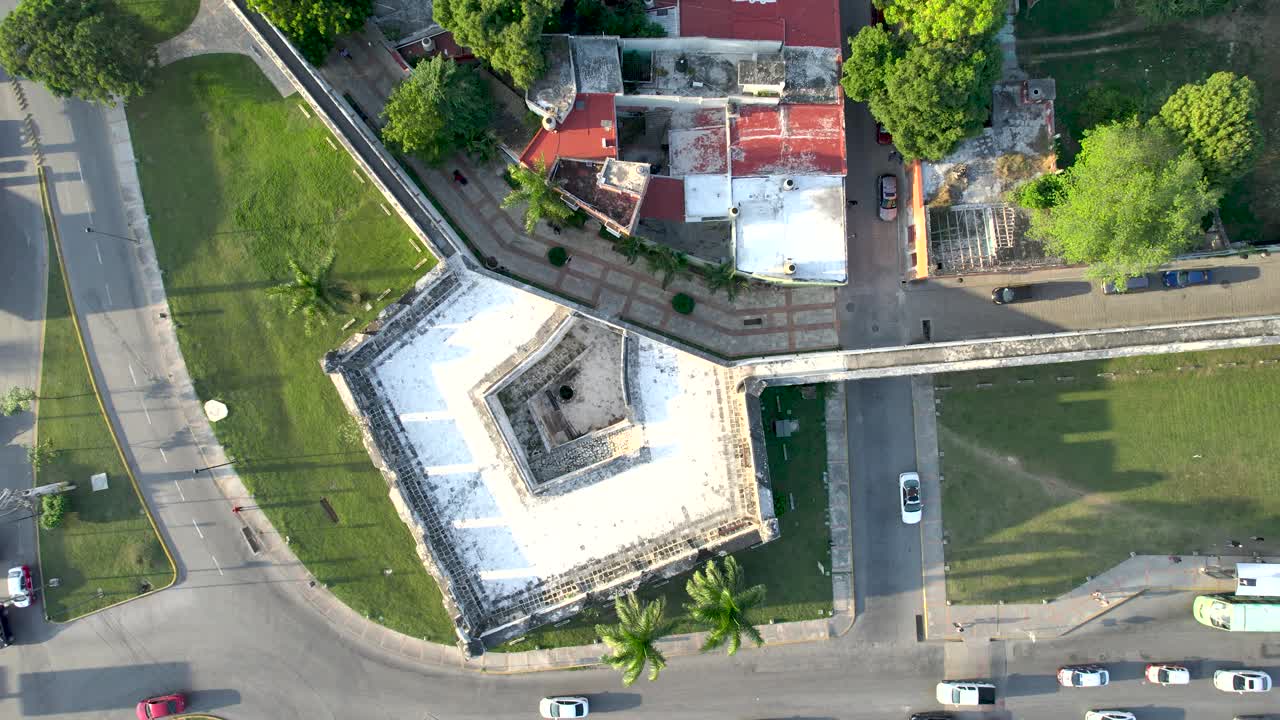 vista aerea de la bateria de defensa de la ciudad de campeche