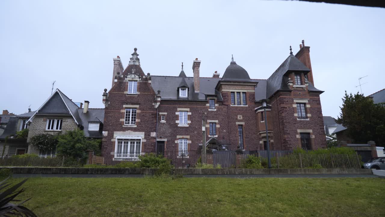 매력적인 유럽 타운하우스