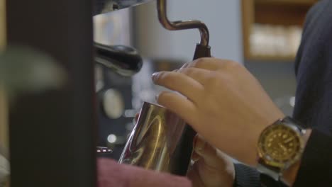 barista preparing coffee