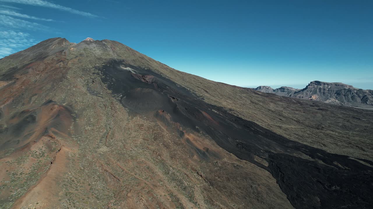 Vista drone del Mirador de las Narices del Teide, antica colata lavica, Isole Canarie