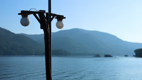 static view of a tranquil lake and mountains