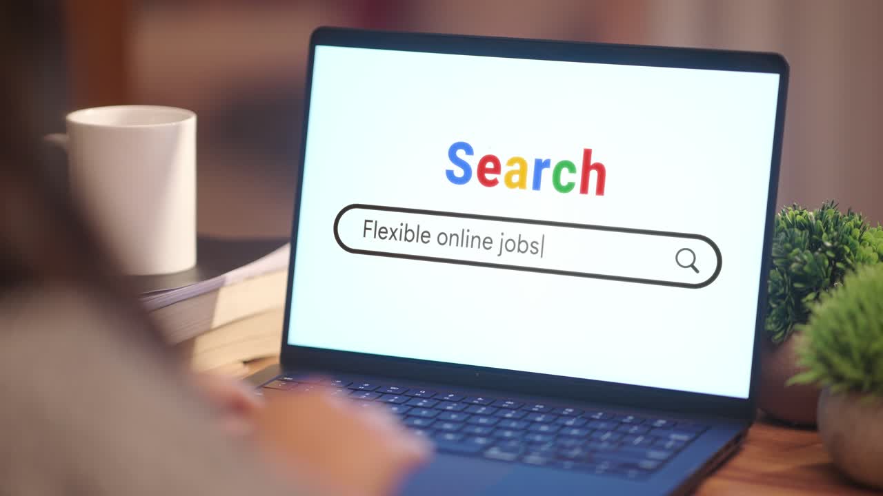 WOMAN SEARCHING FLEXIBLE ONLINE JOBS ON INTERNET