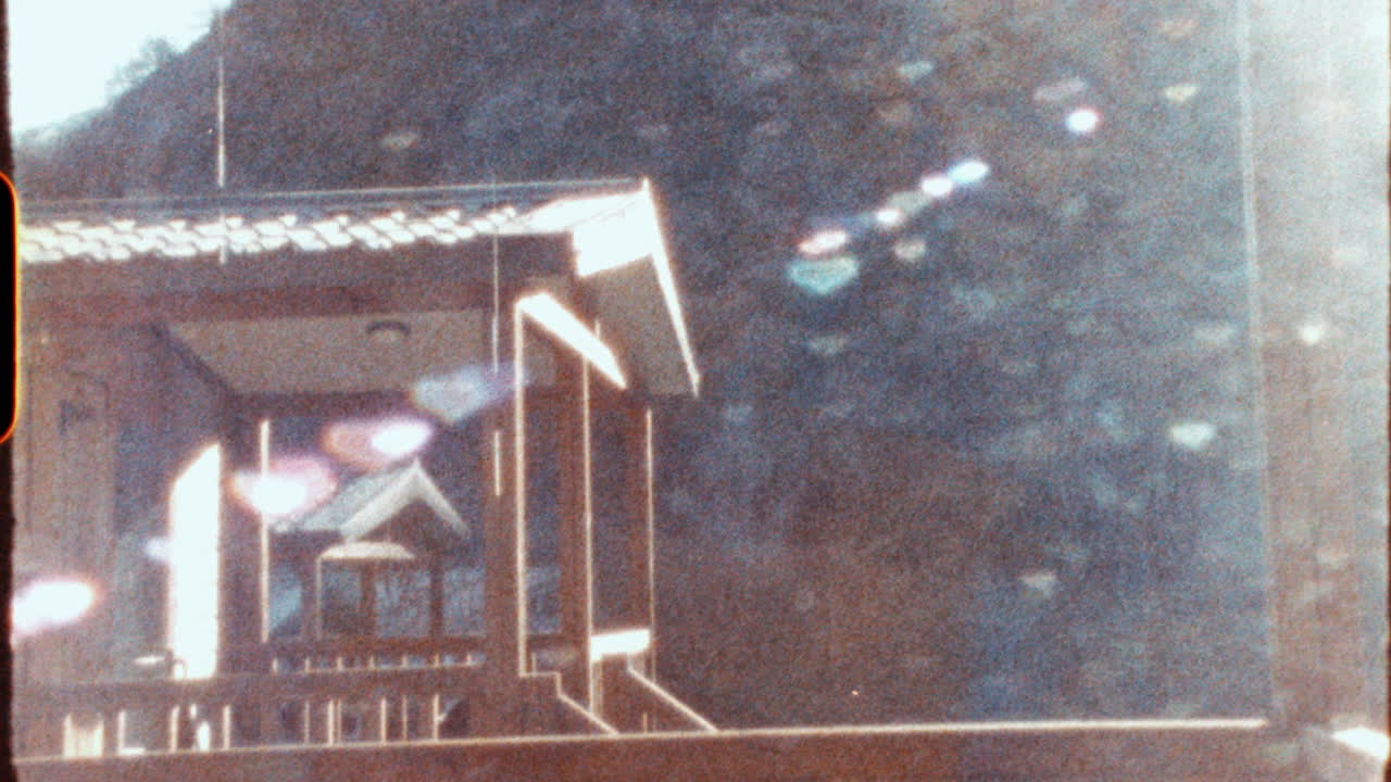 Vintage Cabin in the Mountains