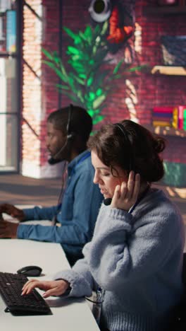 vertical video call center agent helping customers regain access to accounts