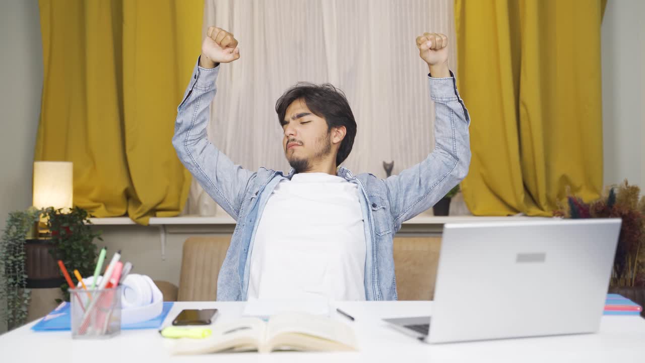 Mahasiswa bau badan