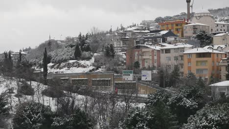 vista del paisaje urbano nevado