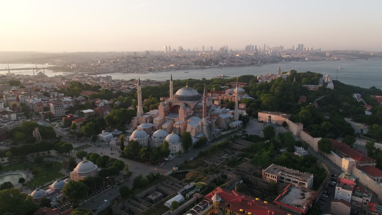 la mezquita de hagia sophia, video aéreo de drones en 4k