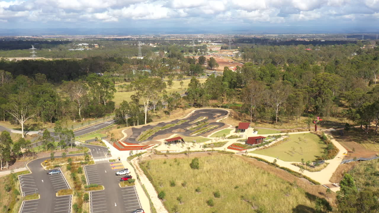parque de bicicletas de montaña wylde ride y pista de bmx en el oeste de sydney