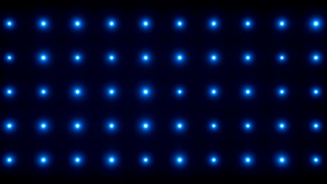 los reflectores brillantes se encienden y se apagan