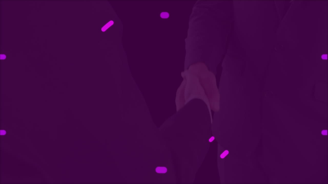 animación del escaneo del alcance sobre el apretón de manos del hombre de negocios