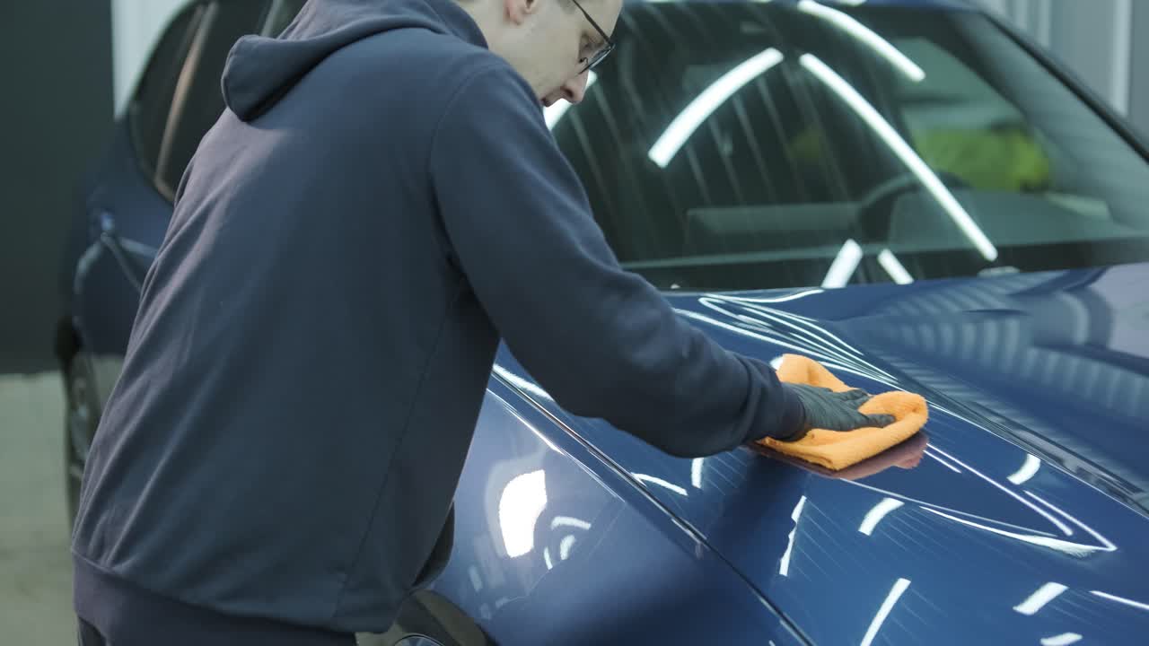 Professional Car Detailing – Washing, Ceramic Coating, and Interior Cleaning