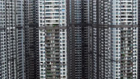 exterior de un edificio de apartamentos de gran altura - fachada uniforme