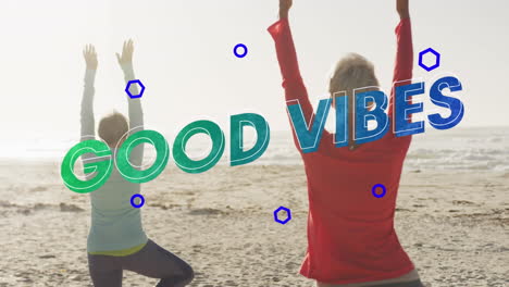 animación de texto buenas vibraciones, en azul y verde, con mujeres mayores haciendo yoga en la playa