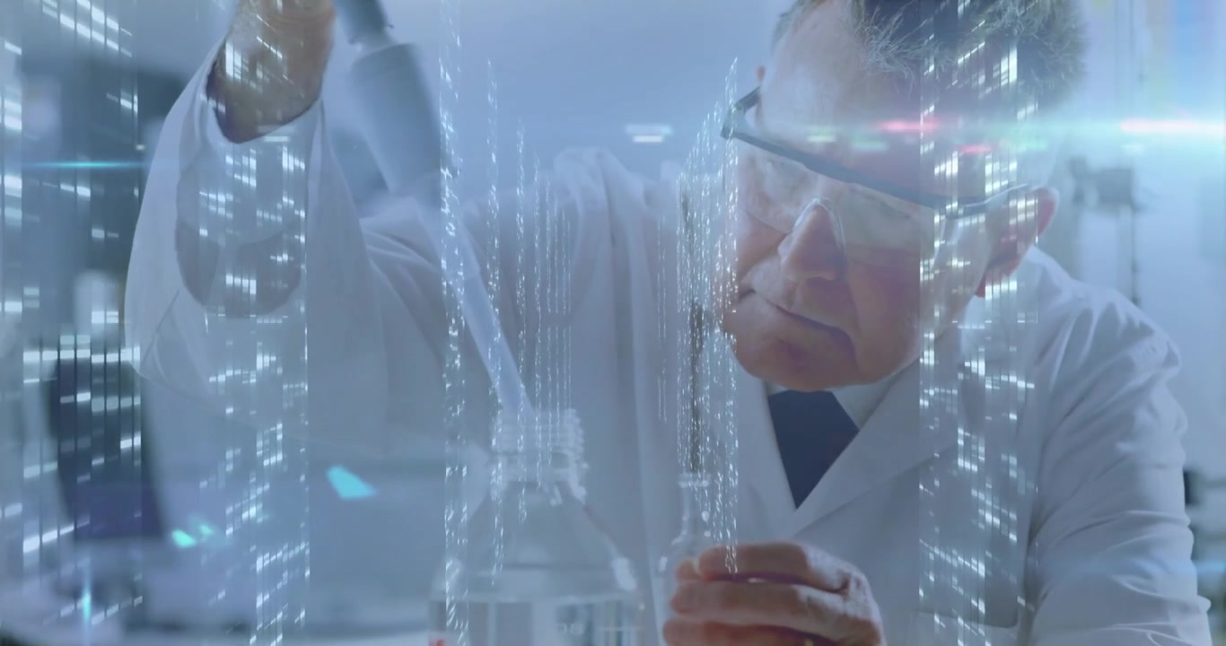 Laboratorietekniker som strekker seg, pipetterer gul væske i et hetteglass for nøyaktighet, med et vertikalt overlegg som skjuler benken.