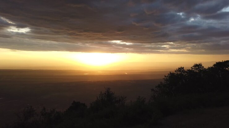 Vista al tramonto sulle colline di Ngong
