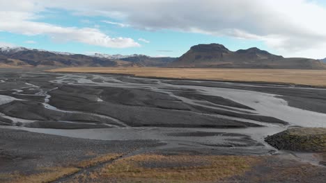 Aerial-Shot-of-Stunning-Icelandic-Landscape