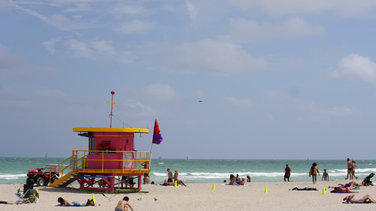 caseta de salvavidas 01