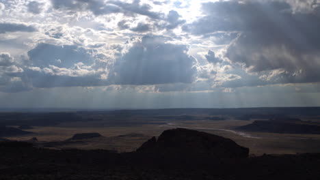 Desierto-Pintado,-Arizona,-Bajo-Un-Cielo-Espectacular