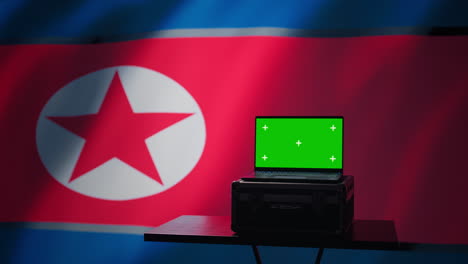 Laptop-Modell-Im-Kommandozentrum-Des-Nordkoreanischen-Geheimdienstes,-Das-Von-Der-Diktatur-Genutzt-Wird