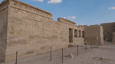 View-of-the-ruins-of-an-ancient-Egyptian-temple-Medinet-Habu,-entrance-known-as-pavilion-gate