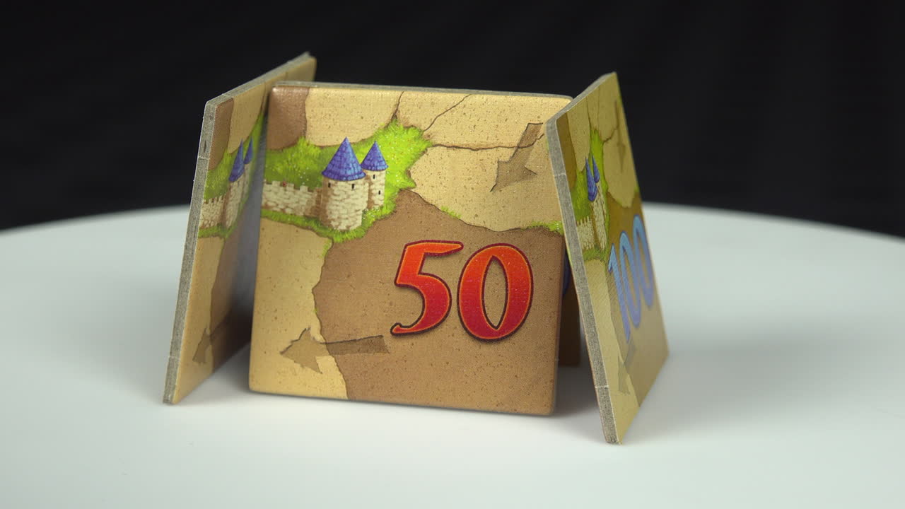 fichas del juego de mesa carcassonne en detalle