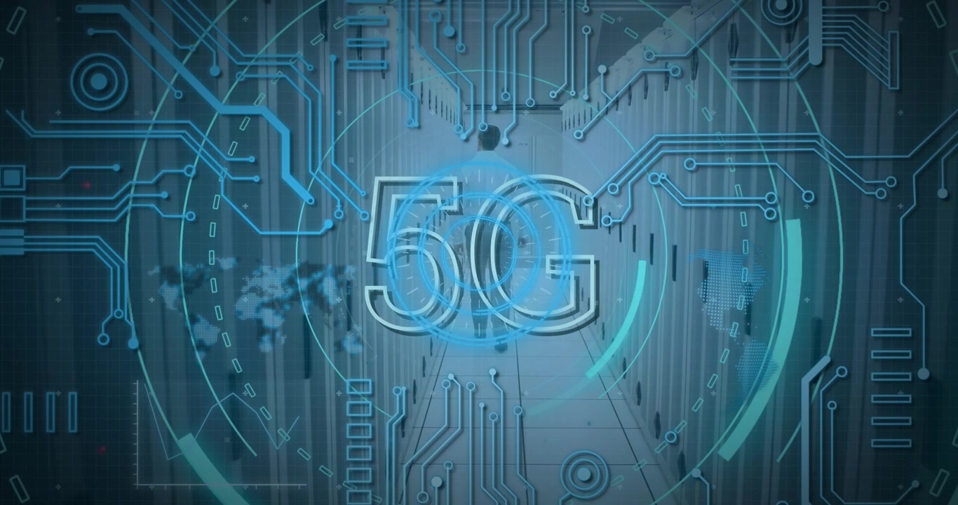 Animeret video fremhæver futuristisk 5G-teknologi med digitale cirkler og serverbaggrund