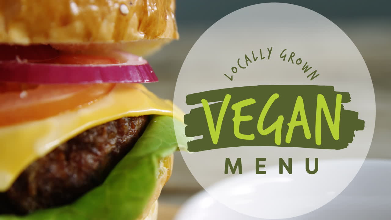animación de texto vegetariano cultivado localmente en primer plano de una hamburguesa