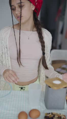 teenager baking video tutorial