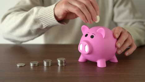concepto de convertir las ganancias en ahorros