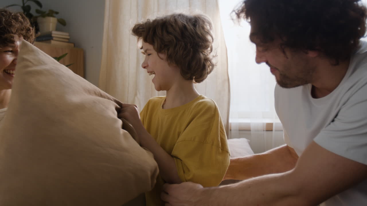 행복한 가족이 함께 시간을 보내는 것