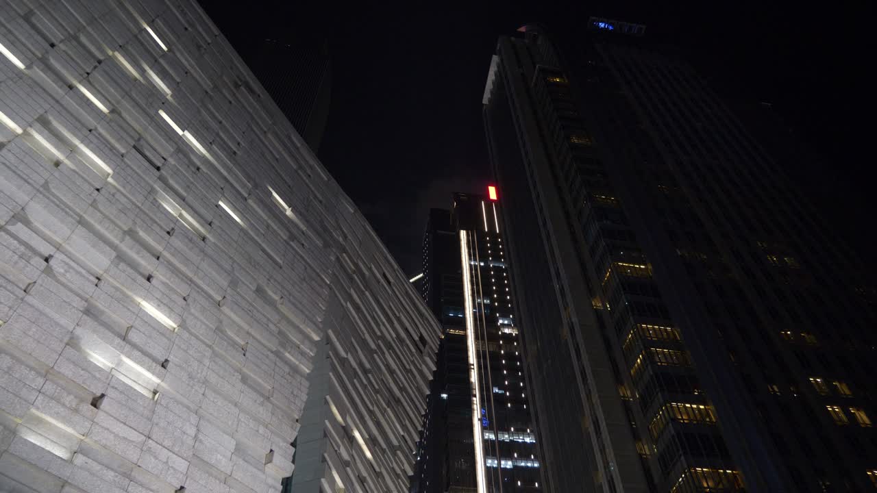 noche iluminada ciudad de guangzhou centro famoso edificio de la biblioteca frente panorama 4k china