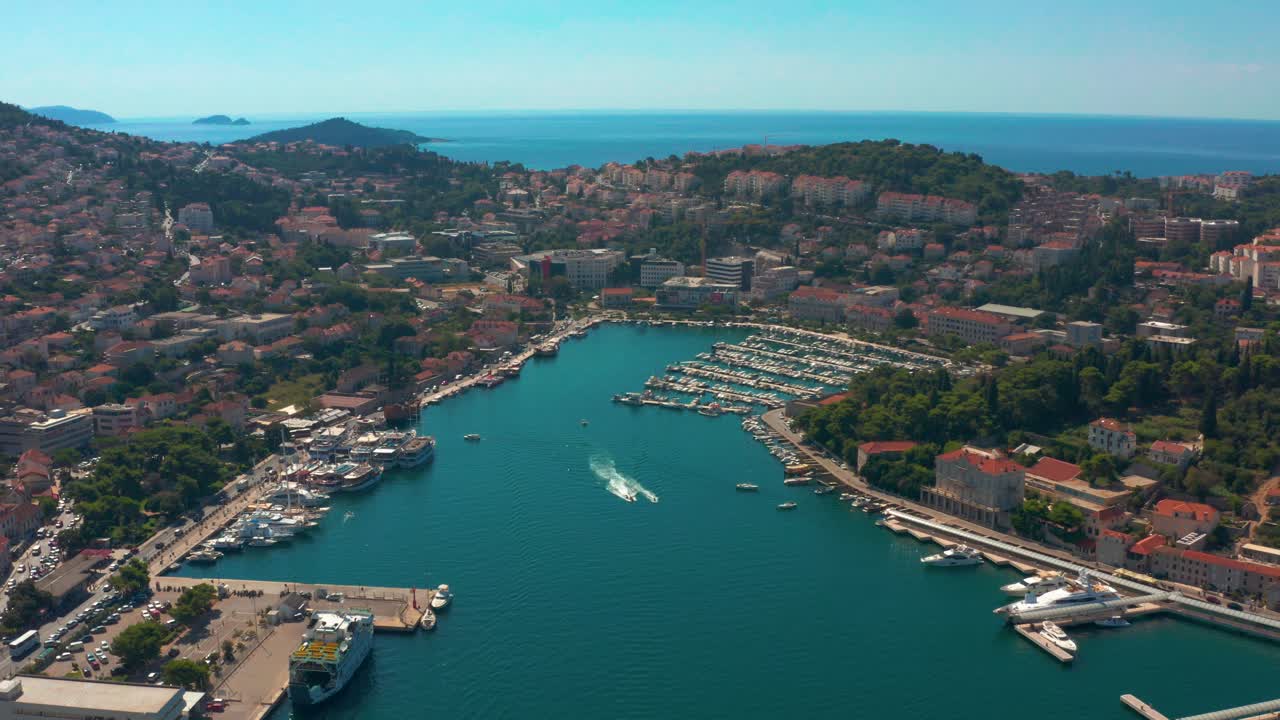 Pull out aerial shot revealing the main sailing route near the famous Dubrovnik town