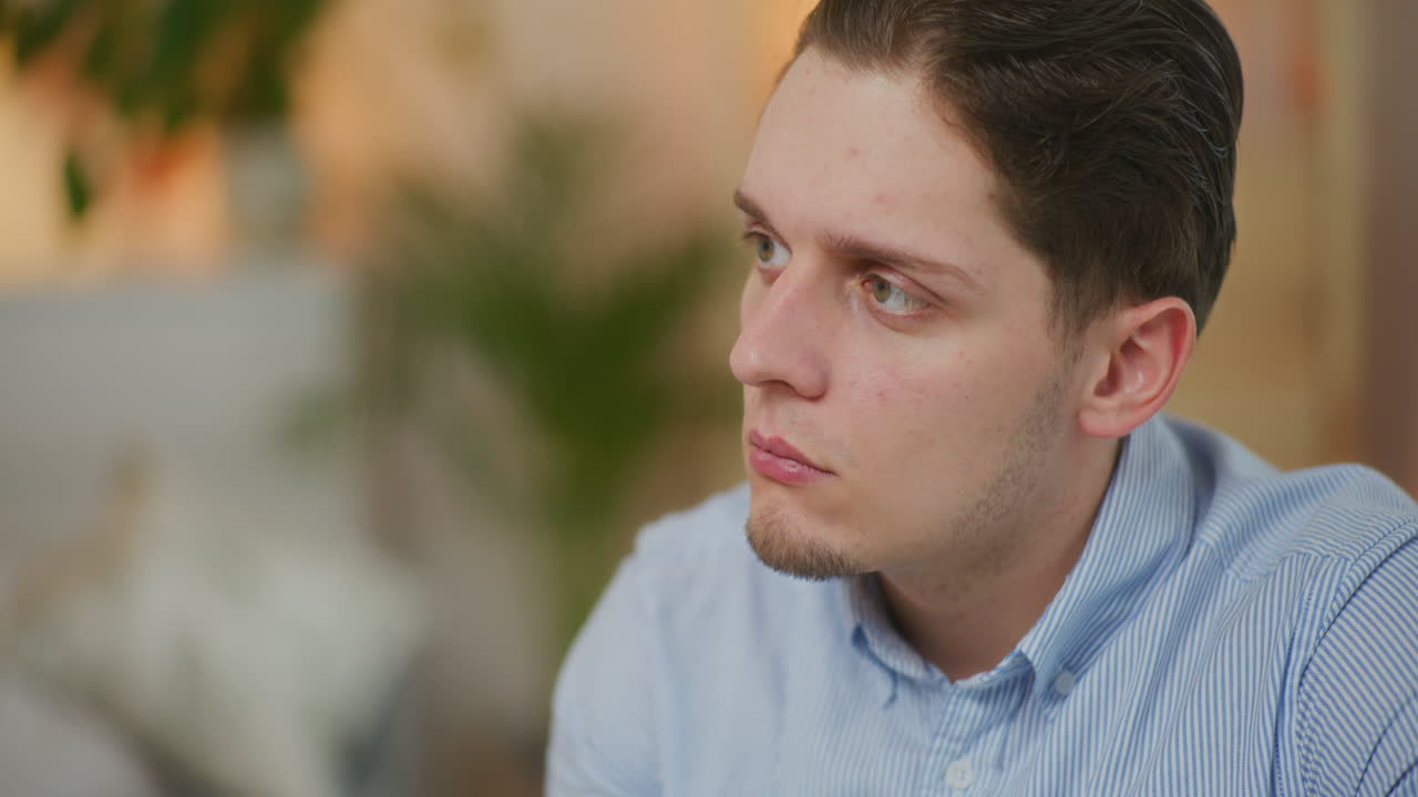 el empresario reflexiona durante la formación