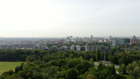 Drone-shot-of-monument-to-the-Heroes-at-the-Cytadela-in-Poznan