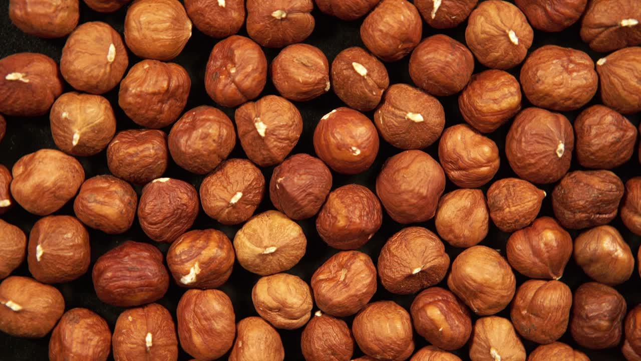 núcleos de avelãs descascados, rotação