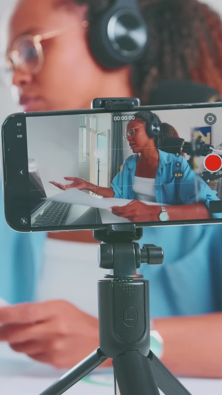 Engaging online learning session featuring a dedicated student at home