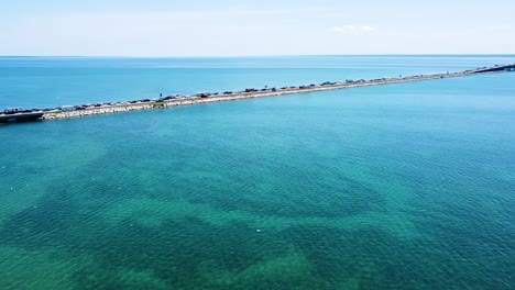 Mackinac-Bridge-Pan-Mit-Möwen-Im-Sommer