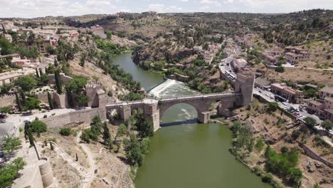 san martin bridge, national spanish monument in toledo, spain