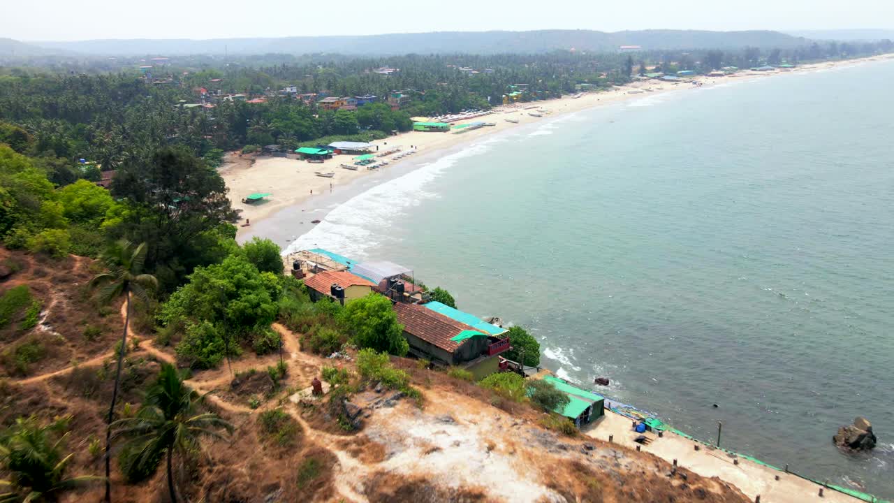arambol goa beach drone shot arambol mountain dulce lago rd khalchawada mercado y ciudad