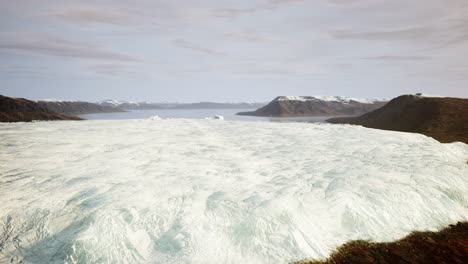 paisaje de glaciares en las regiones árticas