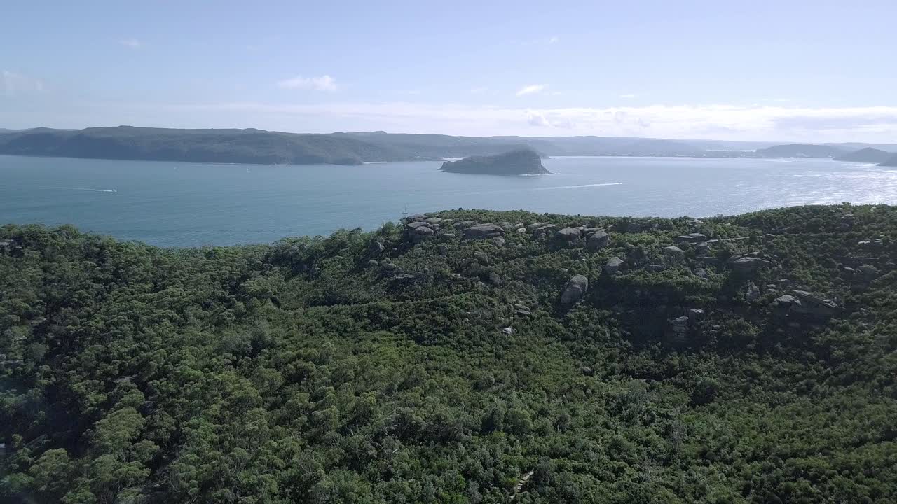 impresionantes vistas desde lo alto de palm beach en las playas del norte de sydney