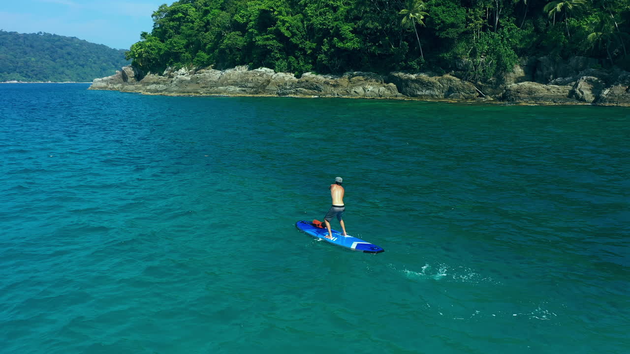 물이 당신을 데려가는 곳으로 가세요.